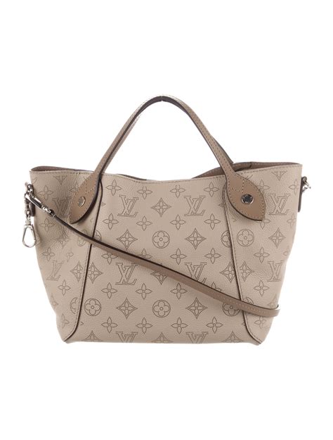 louis vuitton mahina bag price|More.